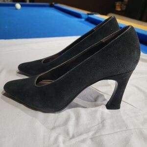Black Suede Unique Heels. SIZE 4 1/2